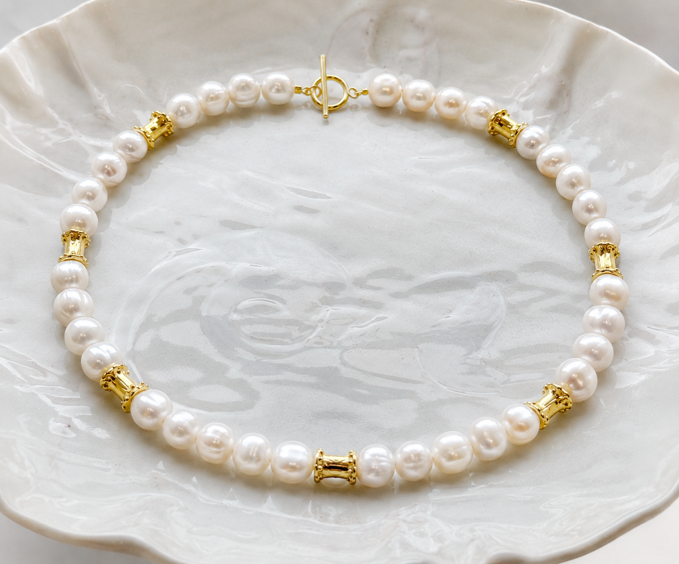 Gold spacer necklace