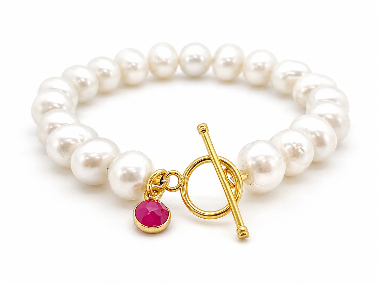 July Birthstone Pearl Bracelet, Minimalist Ruby Charm Bracelet, Freshwater Pearl Bracelet Gold, July Birthday Gift for Her, Bridesmaid Gift