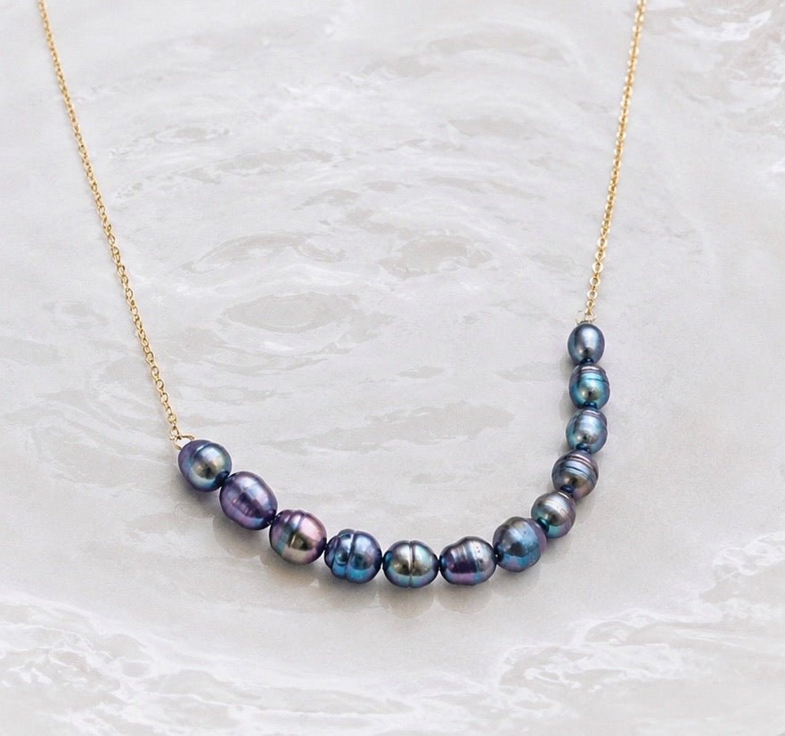 Grey Pearl Bar Necklace