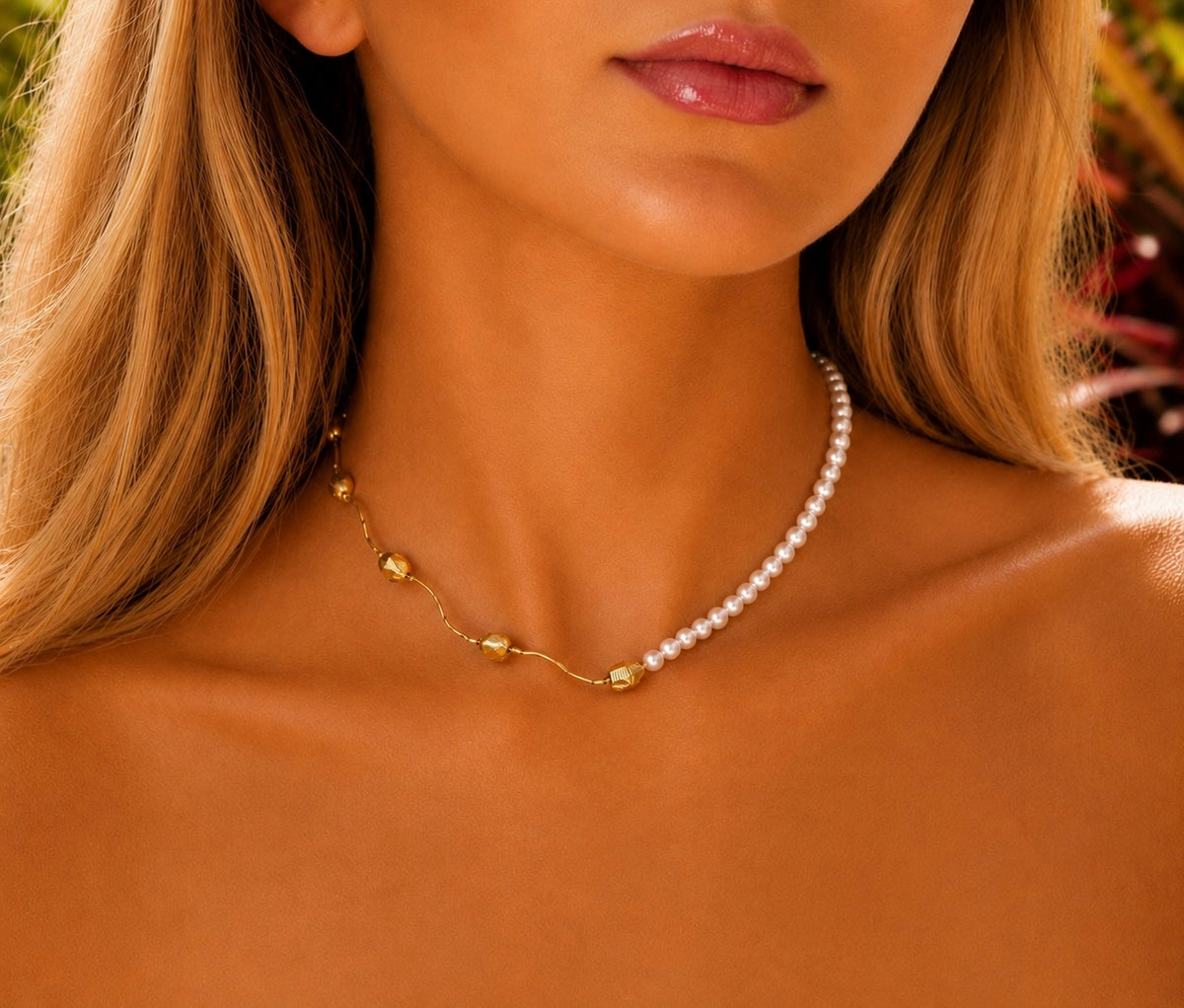 Dainty Freshwater Pearl Gold Choker Necklace with Gold Vermeil Toggle Clasp | The Adelaide Necklace