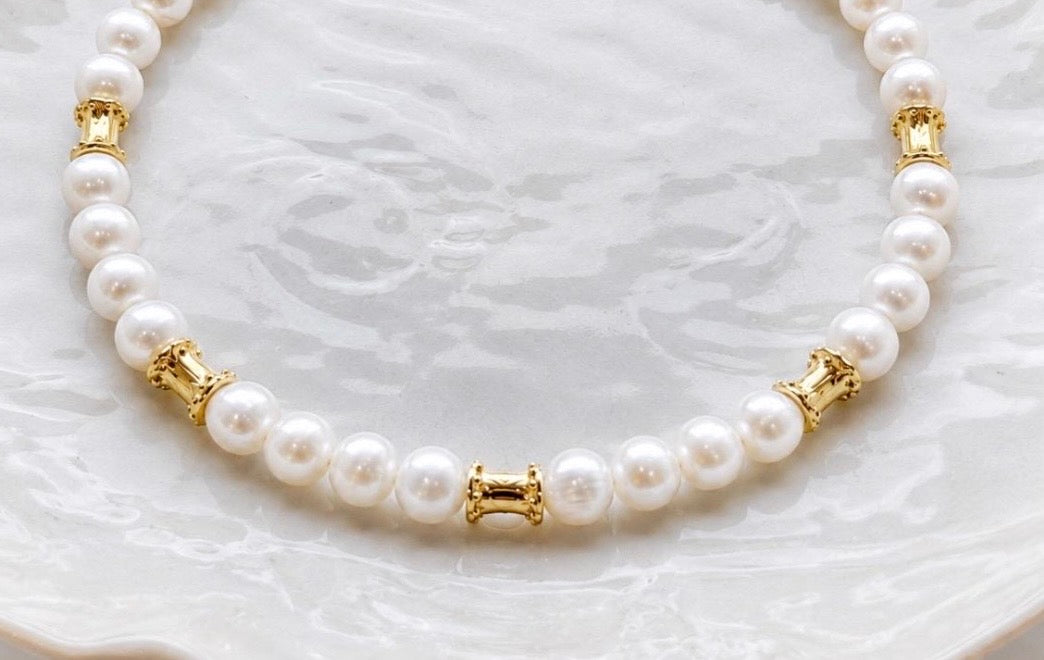 Gold spacer necklace