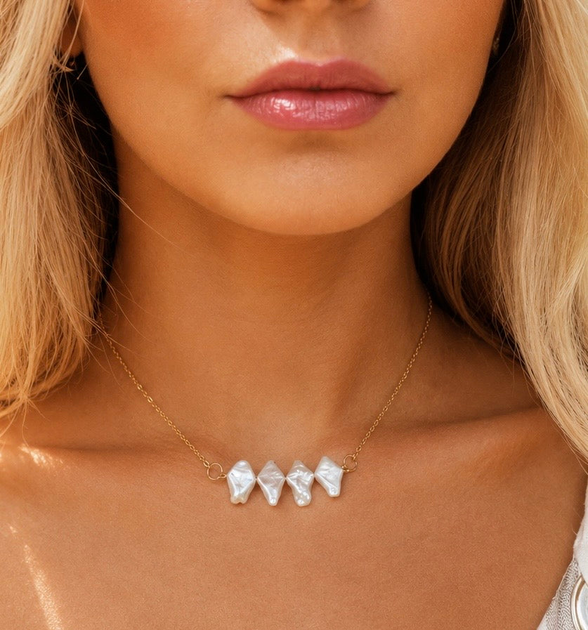 Diamond Shaped Pearl Choker Necklace