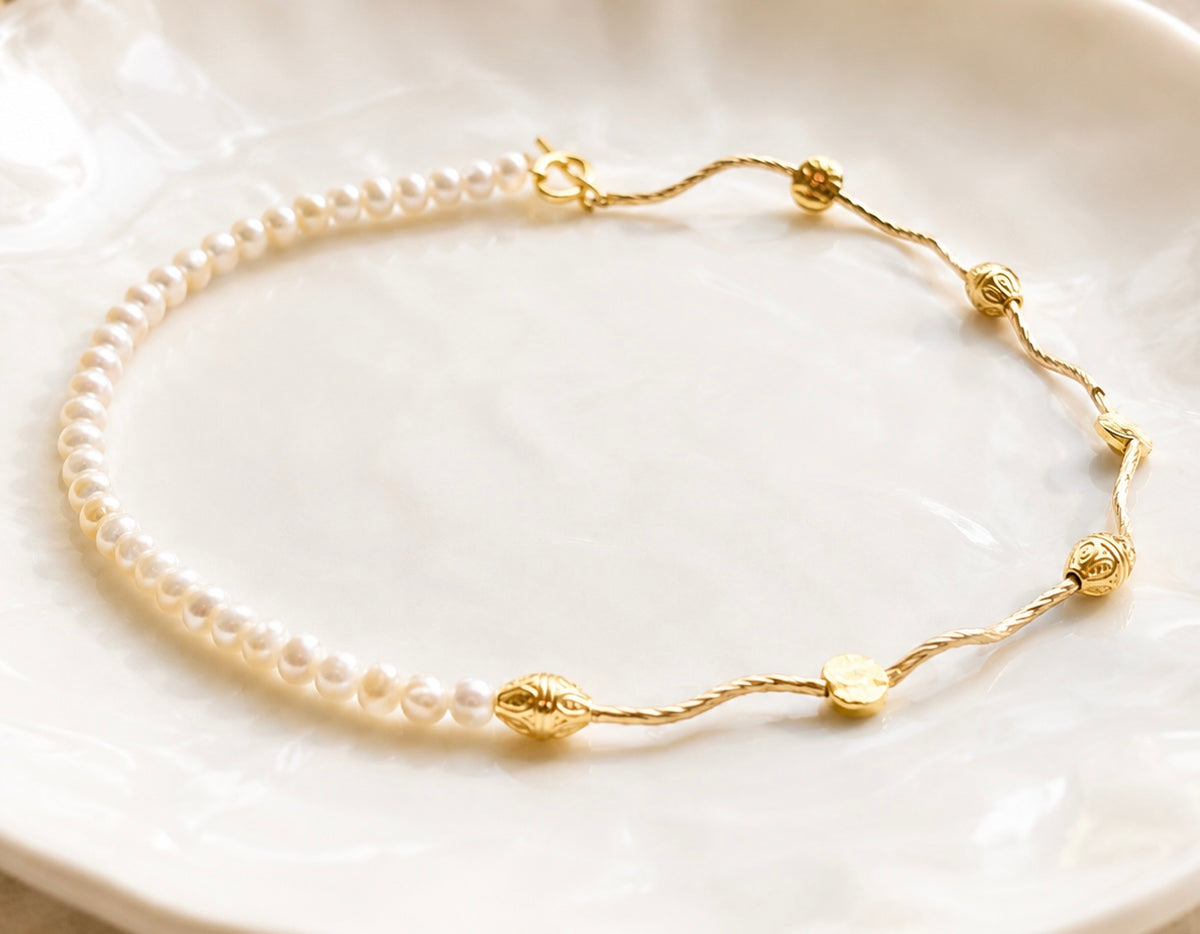 Dainty Freshwater Pearl Gold Choker Necklace with Gold Vermeil Toggle Clasp | The Adelaide Necklace