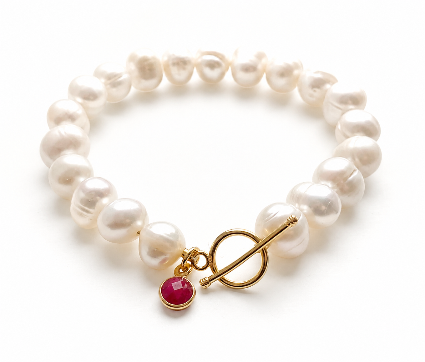 July Birthstone Pearl Bracelet, Minimalist Ruby Charm Bracelet, Freshwater Pearl Bracelet Gold, July Birthday Gift for Her, Bridesmaid Gift