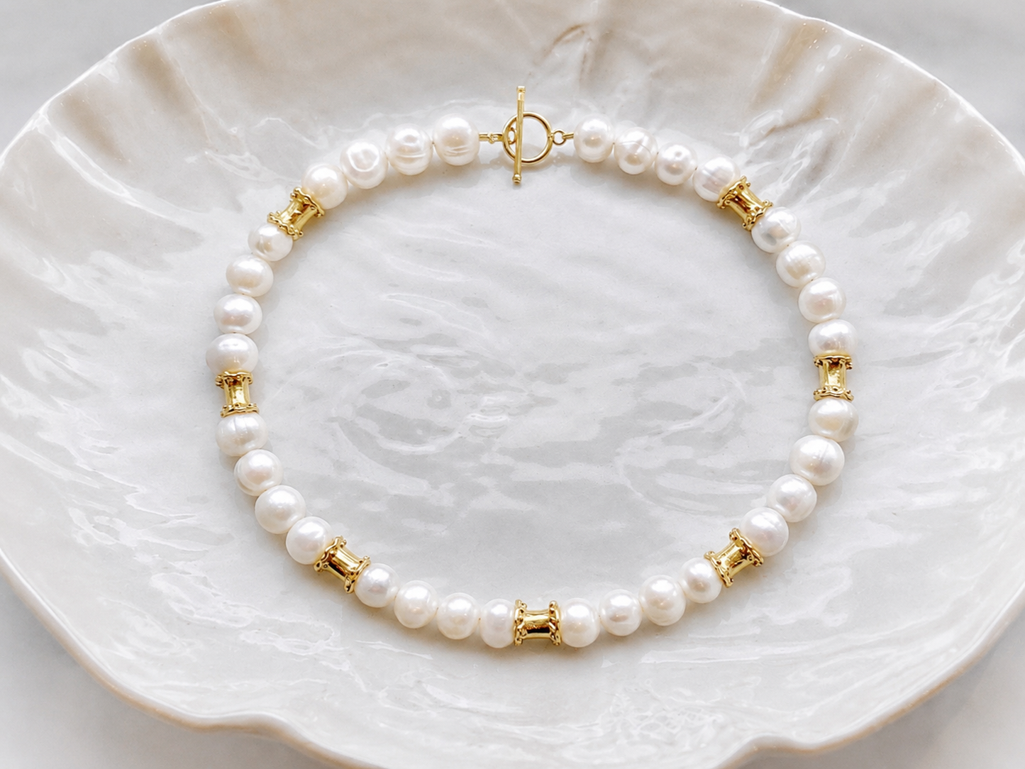 Gold spacer necklace