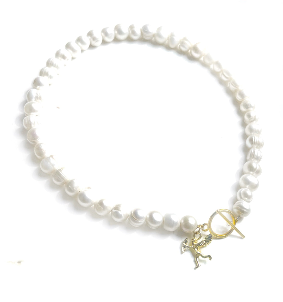 White pearl charm necklace with dainty gold Cupid / cherub charm, classic white pearl jewelry, unique pearl jewelry, summer jewelry