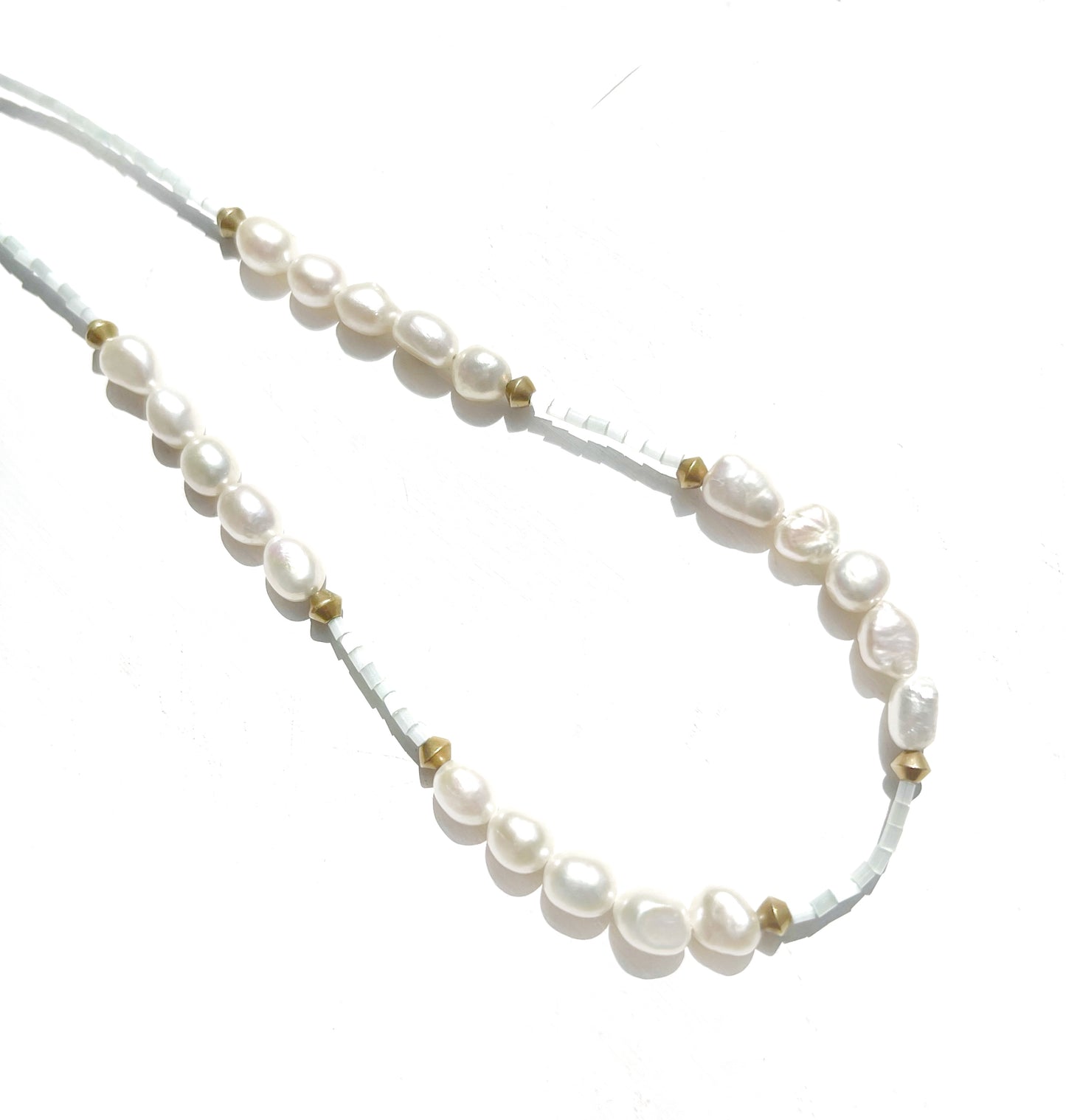 Dainty seed bead white freshwater pearl beaded choker necklace, delicate summer jewelry, boho beach choker, unique baroque pearl jewelry